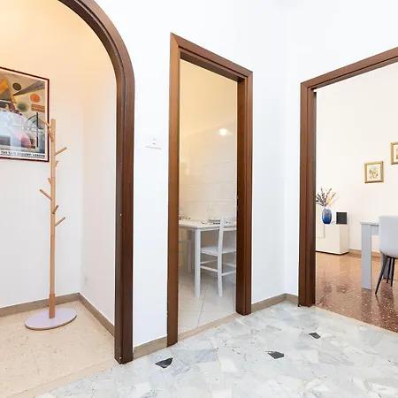 In Rome-garbatella Appartamento *