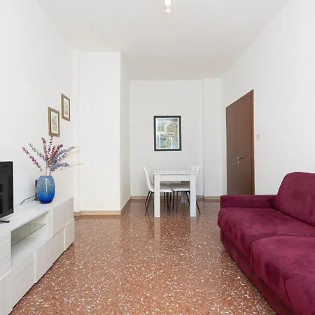 In Rome-garbatella Apartment *
